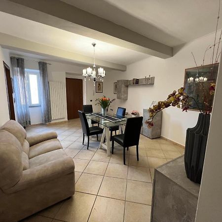 La Rocchetta Villa Sutri Luaran gambar